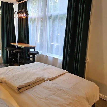 Casa de hóspedes Duin-vliet - Free Parking 4*